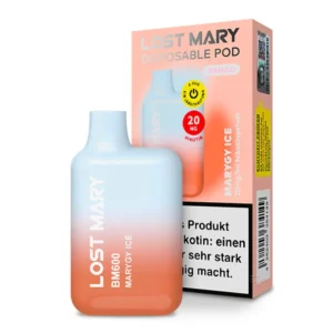 Lost Mary BM600 auf einem Blick Einweg e-Zigarette (Disposable) Ergonomisch, kompakt und leicht Moderner und farbenfroher Look Integrierte Zugautomatik 360 mAh Batterie Keine Einstellungen notwendig Vorbefüllt mit 2.0 ml Liquid In welchen Geschmacksrichtungen gibt es die ELFBAR Lost Mary BM600? Die ELFBAR Lost Mary BM600 ist in den folgenden Geschmacksrichtungen erhältlich: Blue Razz Ice (Blaubeere, Himbeere, Eis) Blue Sour Raspberry (Blaubeere, Saure Himbeere) Blueberry (Blaubeere) Cotton Candy Ice (gekühlte Zuckerwatte) Double Apple (süßer und saurer Apfel) Kiwi Passion Fruit Guava (Kiwi, Passionsfrucht, Guave) Marygy Ice (Energy-Drink mit Eiswürfeln) Pink Lemonade (Limonade aus Roten Früchten und Zitrone) Strawberry Ice (Erdbeere, Eis) Triple Mango (Mango) Triple Melon (Honigmelone, Wassermelone, Honigtau-Melone) Watermelon Ice (Wassermelone, Eis)